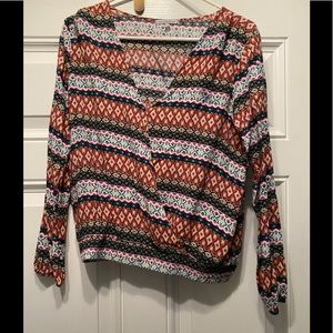 Charlotte Russe V neck top. Open front.